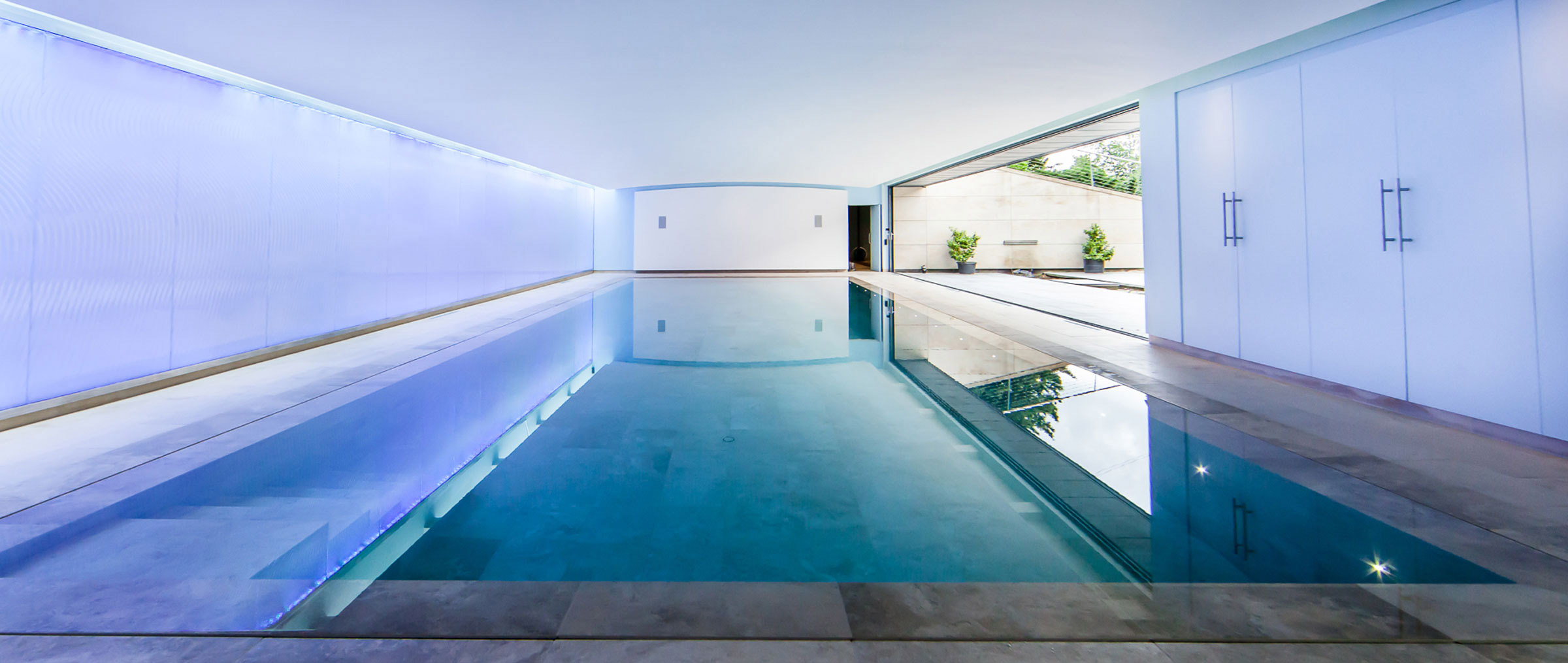 photo © RICHARD FALCONER ARCHITECT