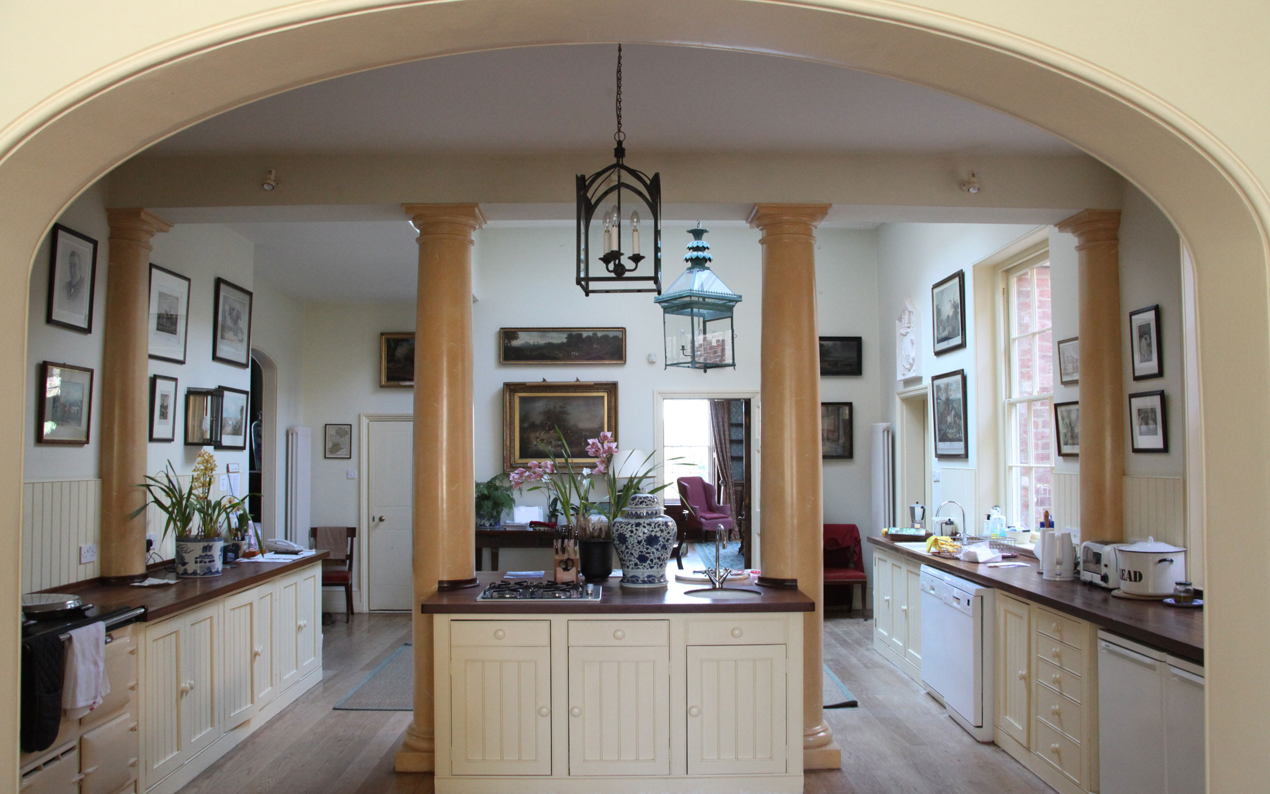 photo © RICHARD FALCONER ARCHITECT